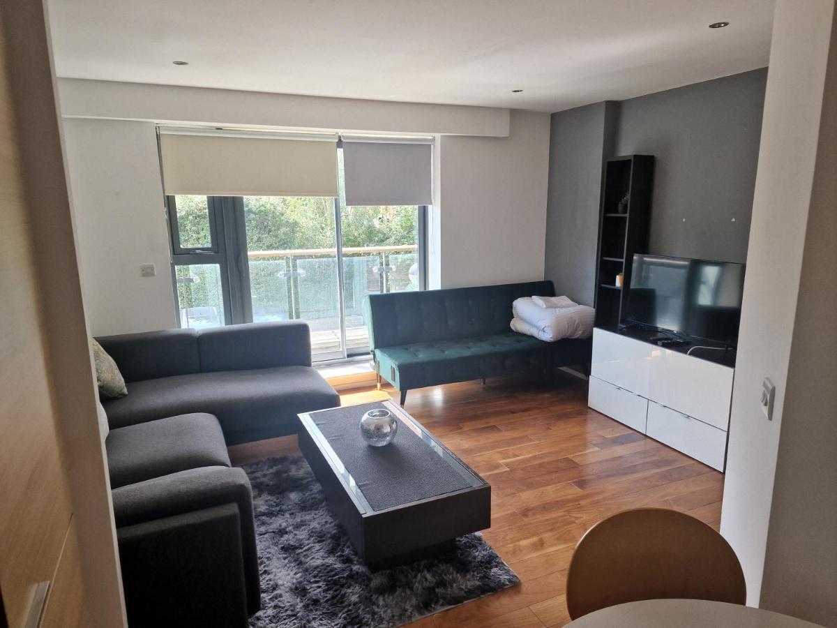 Immaculate 1-Bed Apartment In London Eksteriør bilde
